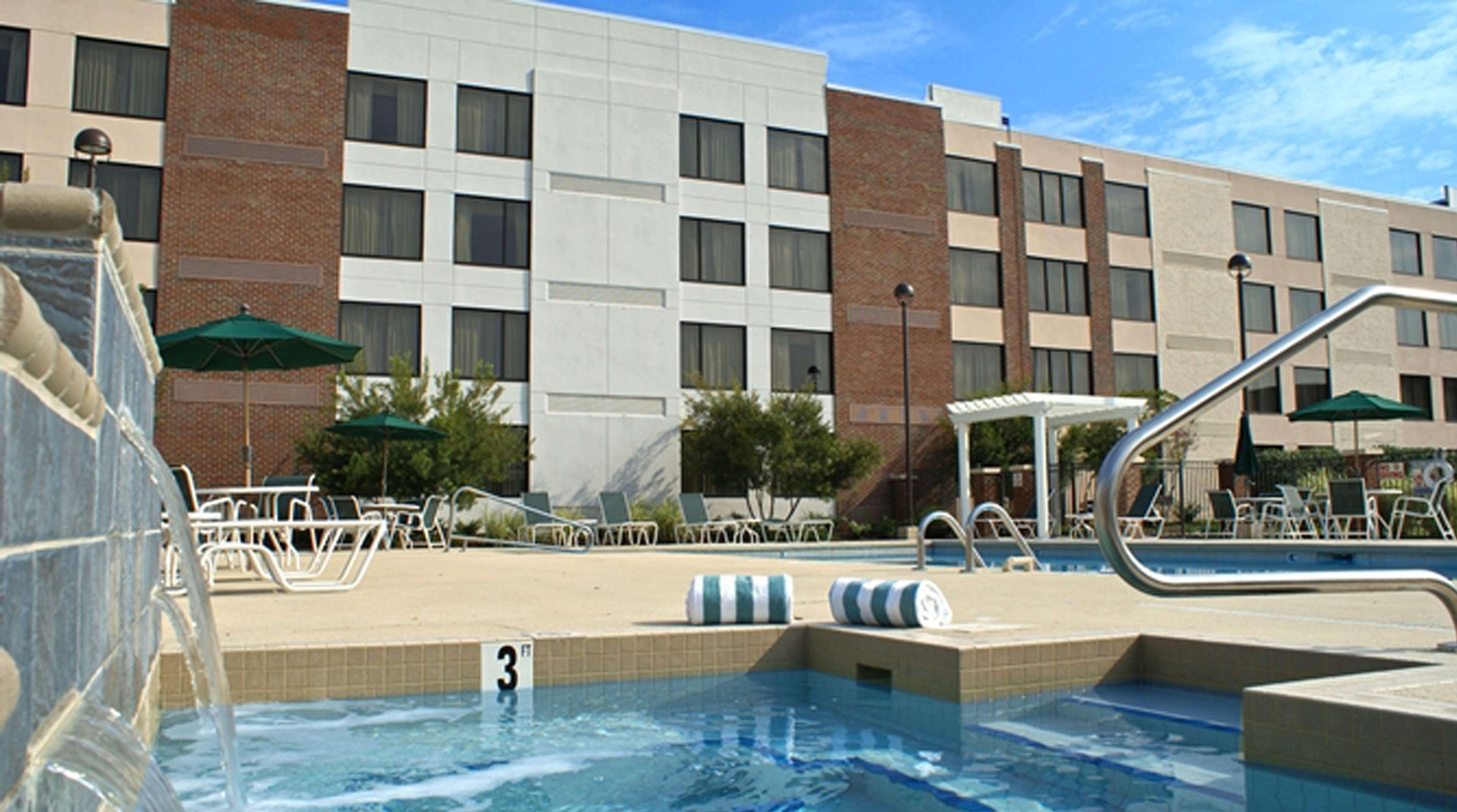 Doubletree By Hilton Rocky Mount Hotel Kültér fotó